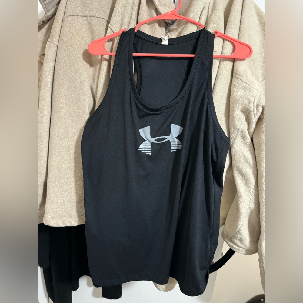 Under Armour tank